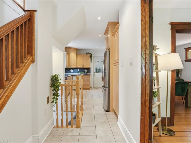 146 Park Row S, Hamilton, ON, L8K 2J8 - 6