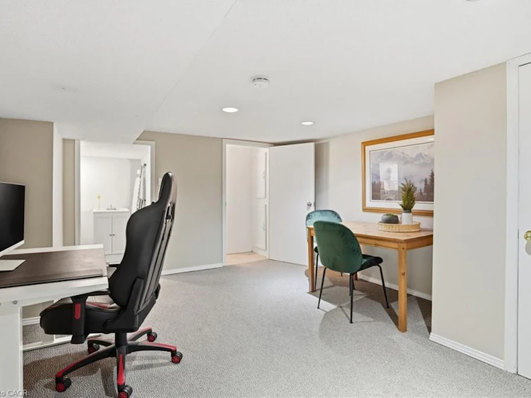 146 Park Row S, Hamilton, ON, L8K 2J8 - 33