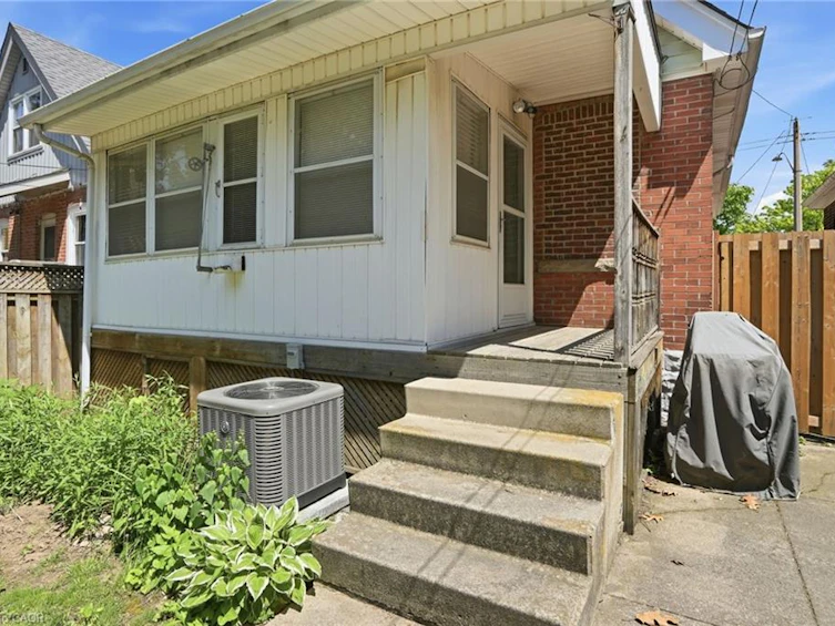 146 Park Row S, Hamilton, ON, L8K 2J8 - 40