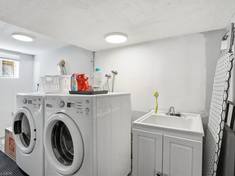 146 Park Row S, Hamilton, ON, L8K 2J8 - 39