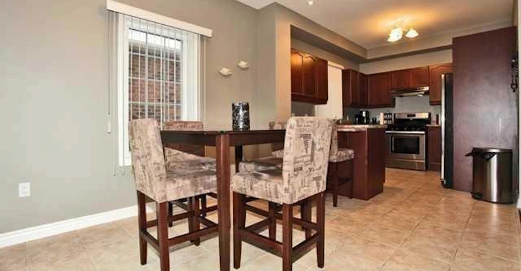 48-1085 Harrogate Drive, Hamilton, ON, L9K 1R2 - 4