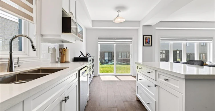 225 Longboat Run, Brantford, ON, N3T 0X1 - 12