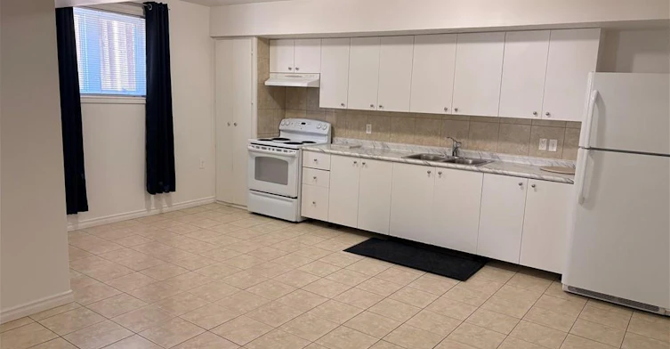 F-922 West 5th Street, Hamilton, ON, L9C 3R7 - 2