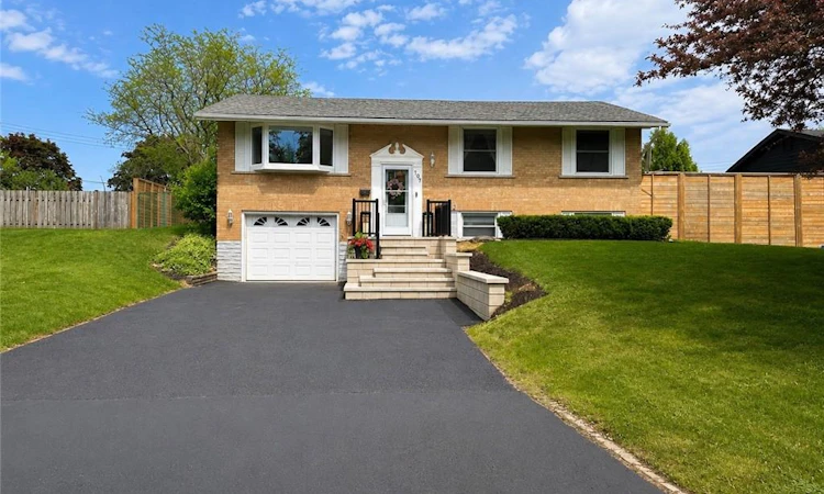 107 Rosslinn Road