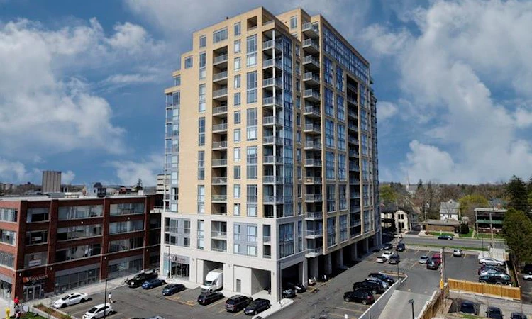 712-191 King Street S
