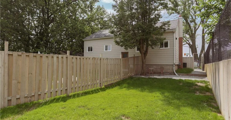 UPPER-1175 Garner Road E, Hamilton, ON, L9G 3K9 - 3