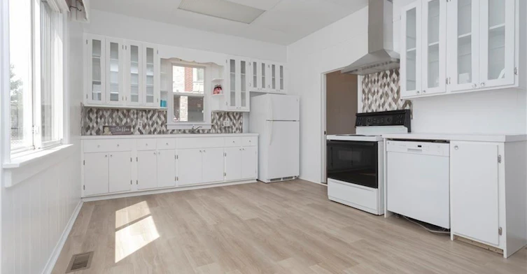 UPPER-1175 Garner Road E, Hamilton, ON, L9G 3K9 - 4