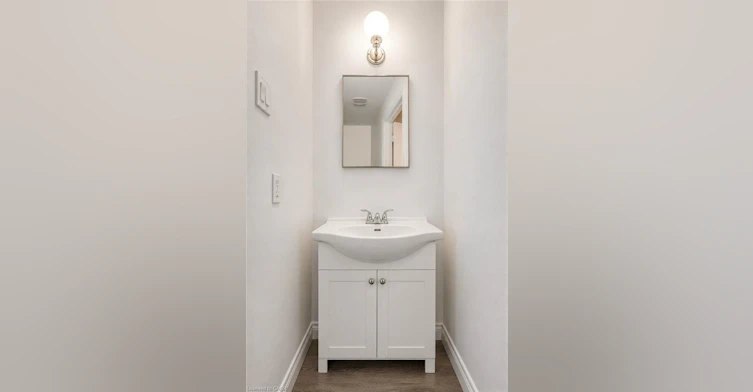 1-101 Westmount Road N, Waterloo, ON, N2L 5G5 - 8
