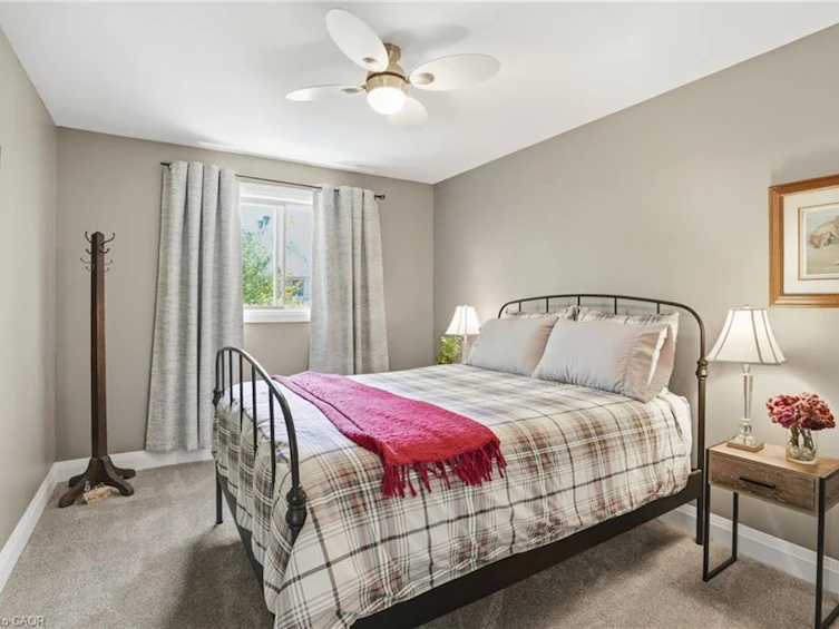 1300 Silvan Forest Drive, Burlington, ON, L7M 4L2 - 25