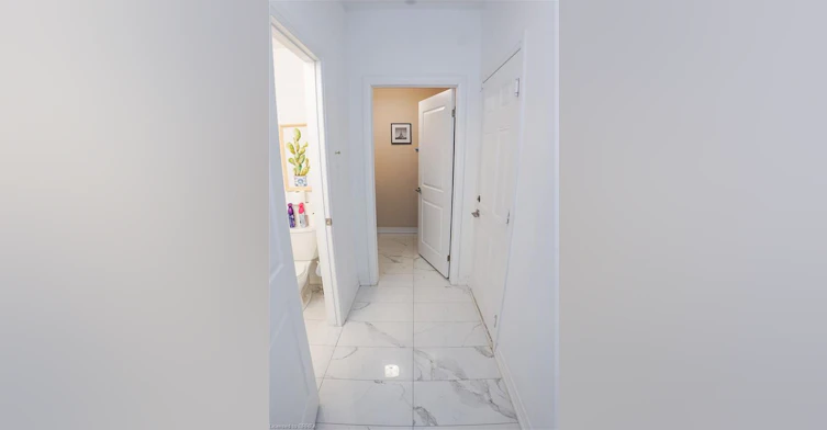 17 Whitton Drive, Brant, ON, L8S 4C6 - 19