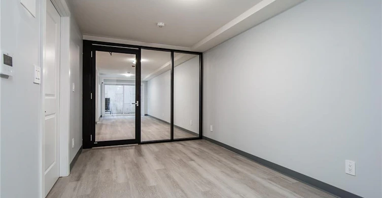 002-10 Queen Street, St. Thomas, ON, N5R 3H8 - 19