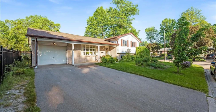 510 Edenbrook Place, Waterloo, ON, N2L 4N5 - 23
