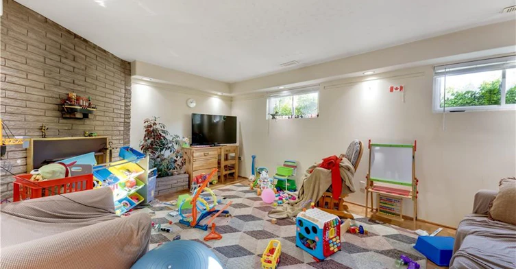 510 Edenbrook Place, Waterloo, ON, N2L 4N5 - 15
