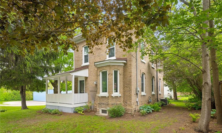3659 Nafziger Road