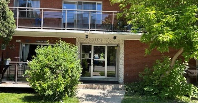 1-2205 King Street E, Hamilton, ON, L8K 1W9