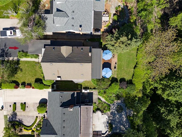 47 Mountain Park Avenue, Hamilton, ON, L9A 1A1 - 44