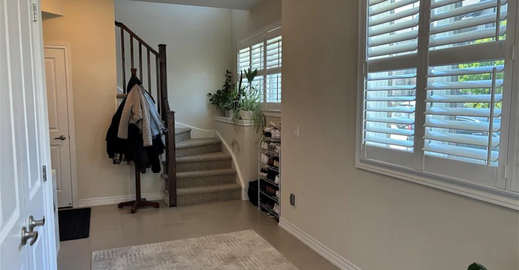 8 Lakefront Drive, Hamilton, ON, L8E 0J3 - 3