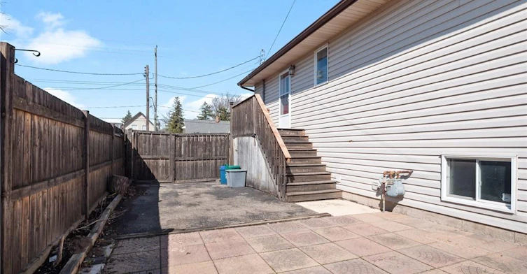 379 Southworth Street S, Welland, ON, L3B 2A1 - 5