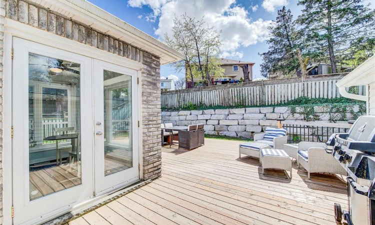 13 Gateview Drive