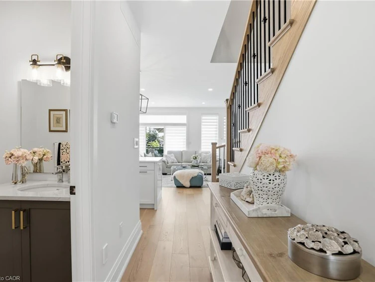 24 Willow Bank Common, St. Catharines, ON, L2S 4C8 - 4
