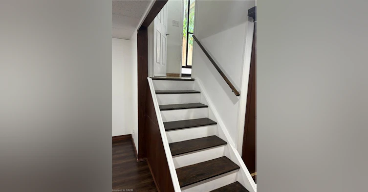 59 Brentwood Drive, Hamilton, ON, L8G 2X1 - 11