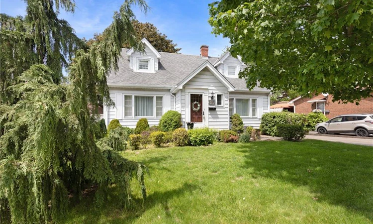 119 Church Street E