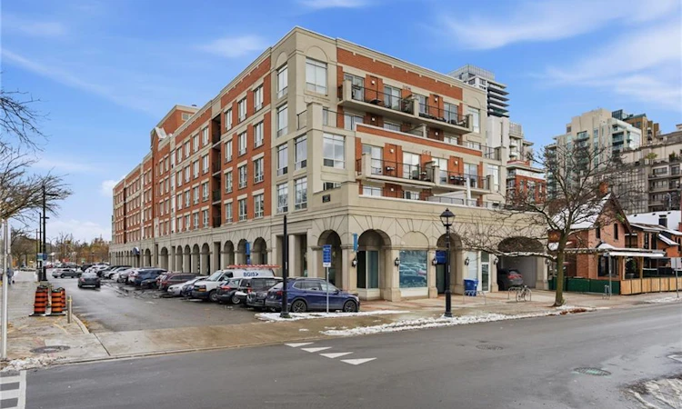 403-430 Pearl Street