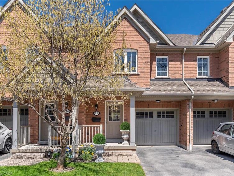 25-233 Duskywing Way, Oakville, ON, L6L 0C5