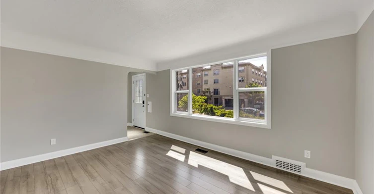 50 Columbia Street W, Waterloo, ON, N2L 3K5 - 7