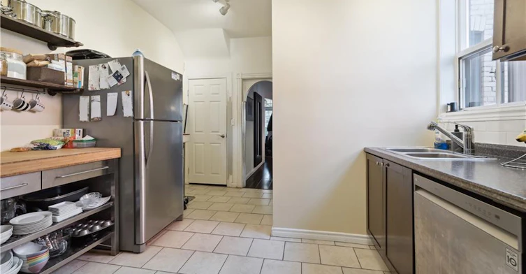 28 St Matthews Avenue, Hamilton, ON, L8L 5P3 - 15