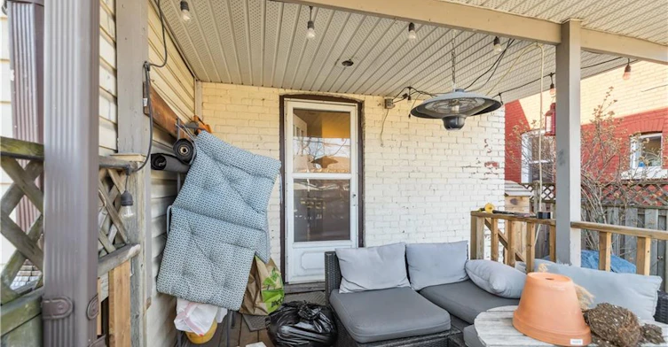 28 St Matthews Avenue, Hamilton, ON, L8L 5P3 - 31