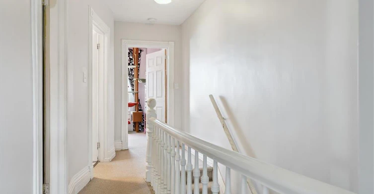 28 St Matthews Avenue, Hamilton, ON, L8L 5P3 - 18