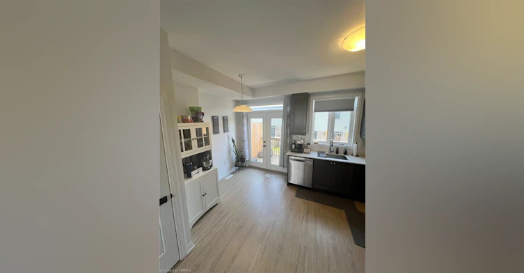 55-55 Tom Brown Drive, Brant, ON, N3L 0K3 - 3