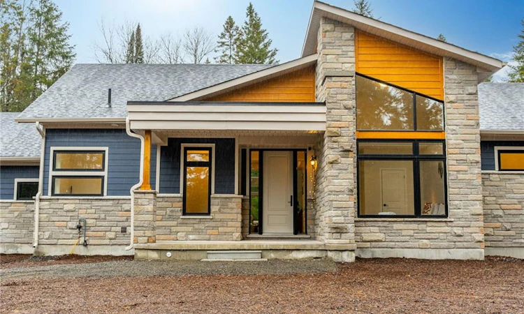 1049 Greensview Drive