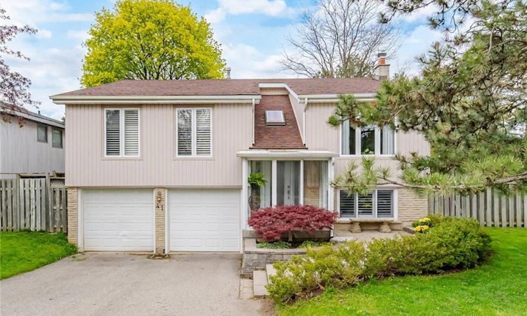 41 Plainsman Road