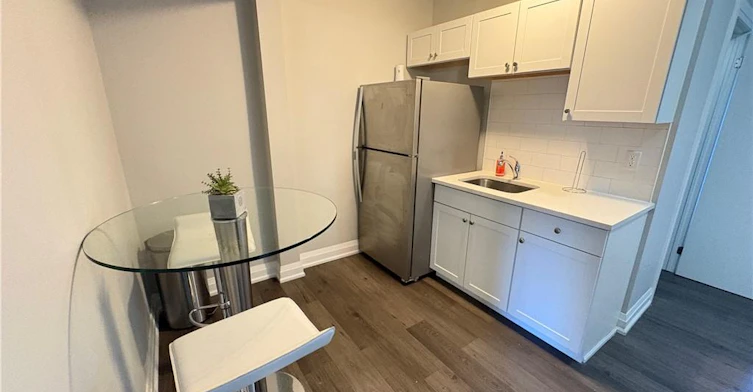1-83 Gibson Avenue, Hamilton, ON, L8L 6J9 - 2