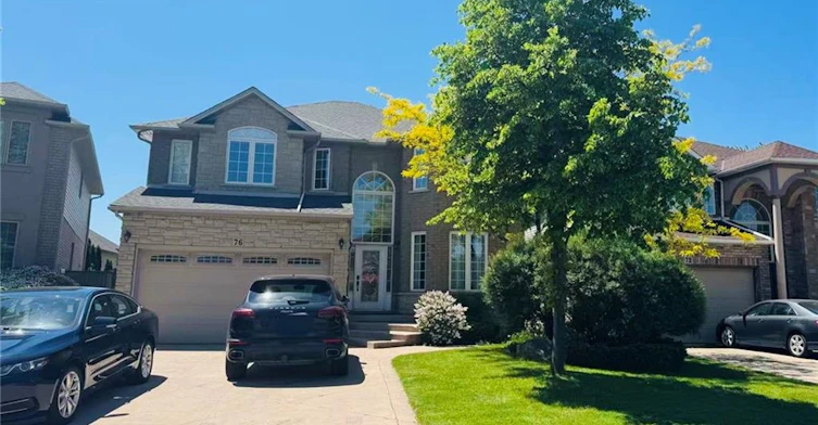 MAIN-76 Armour Crescent, Hamilton, ON, L9K 1S1