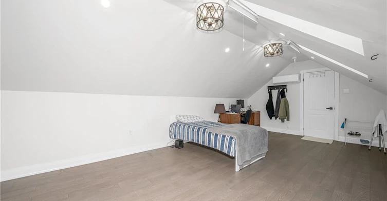 60 West 1st Street, Hamilton, ON, L9C 3C3 - 29