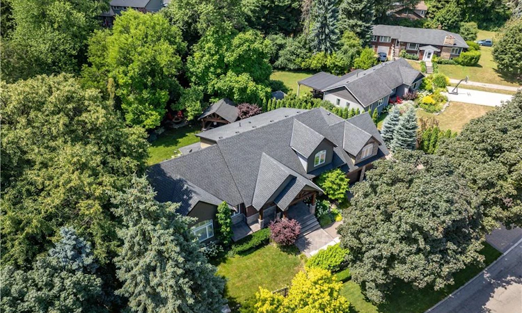 921 Scenic Drive