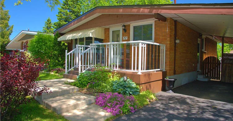 77 Lawfield Drive, Hamilton, ON, L8V 4C6 - 2