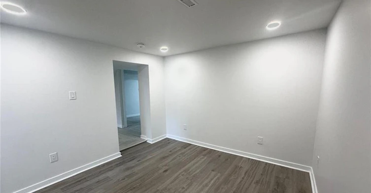 Lower-377 Jackson Street W, Hamilton, ON, L8P 1N2 - 5