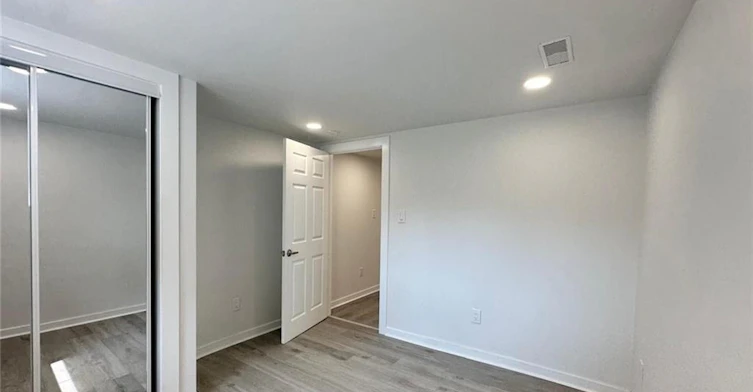 Lower-377 Jackson Street W, Hamilton, ON, L8P 1N2 - 6