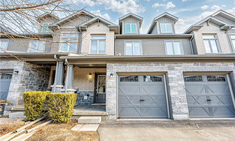 22-22 Arlington Crescent