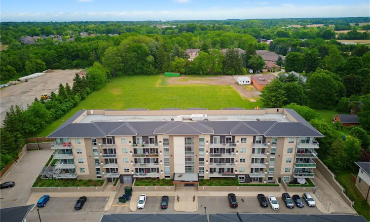 513-16 Markle Crescent