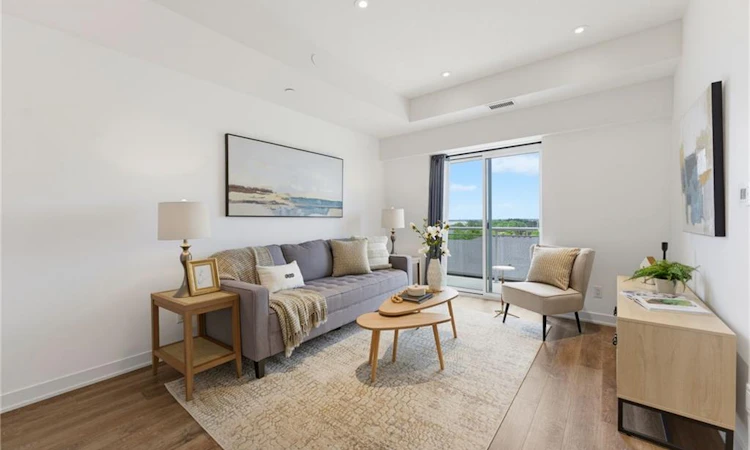 513-16 Markle Crescent