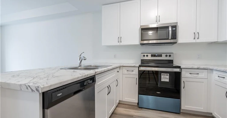 1278 Baseline Road, Hamilton, ON, L8E 0E4 - 4