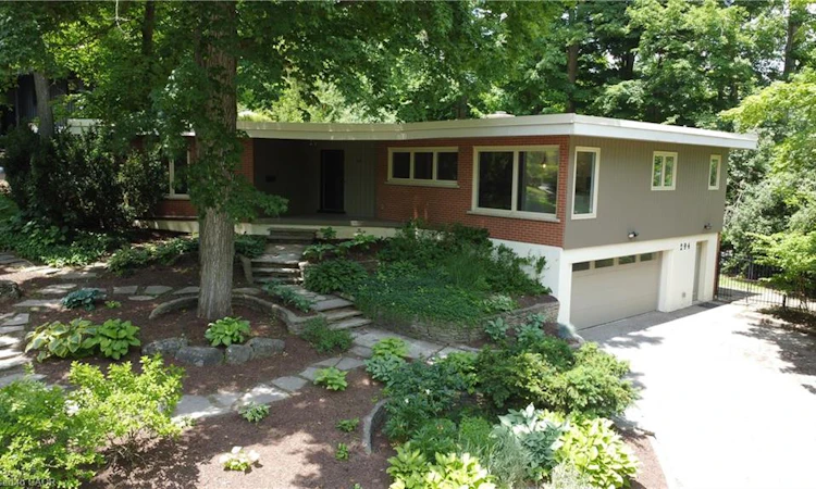 294 Algonquin Drive