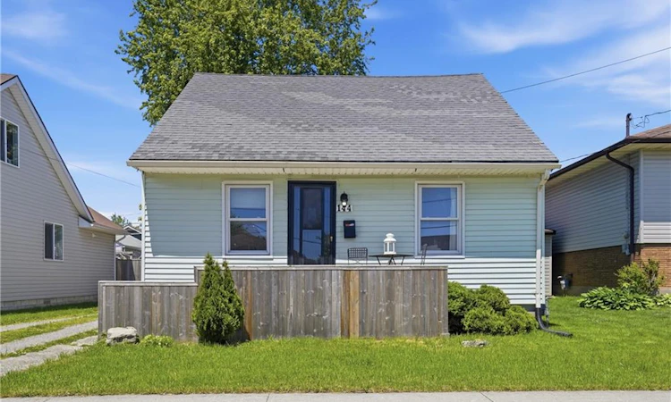 144 Catherine Street