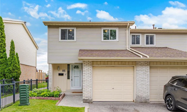 86-611 Galahad Drive