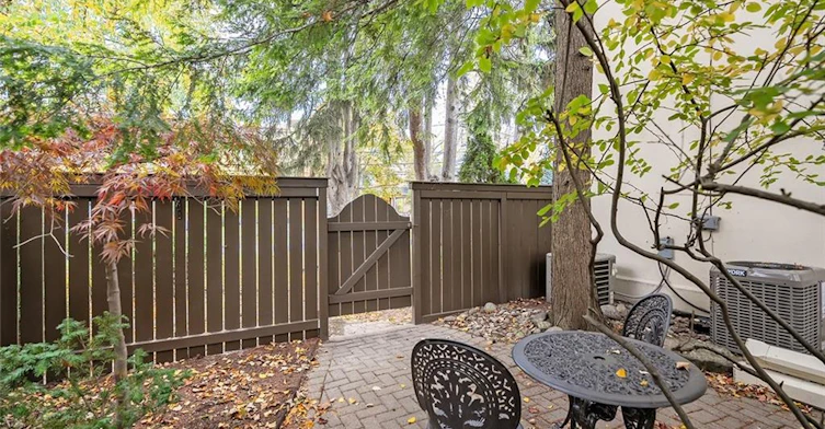 5-432 Burlington Avenue, Burlington, ON, L7S 1R4 - 32